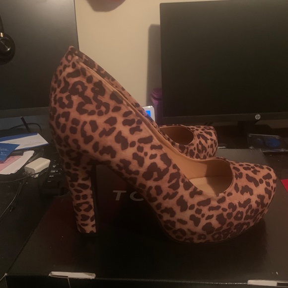 Leopards pumps - Picture 2 of 8